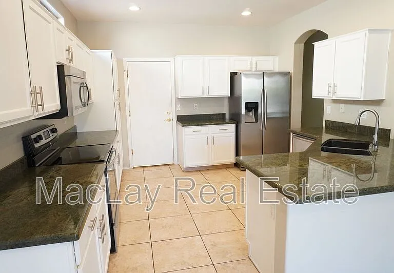 203 W Cedar Dr — Photo 16