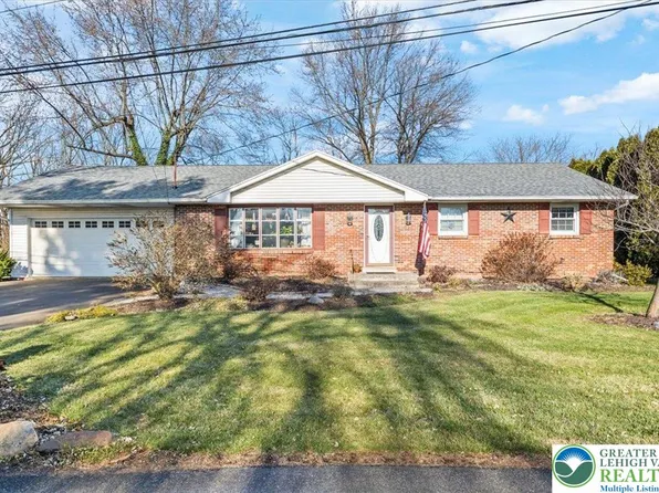 5400 E Halbea St, Bethlehem, PA 18017