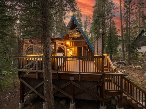 51212 Tamarack Cres, Soda Springs, CA 95728