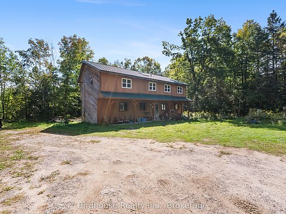 2nd image of 79 Honeysuckle Rd