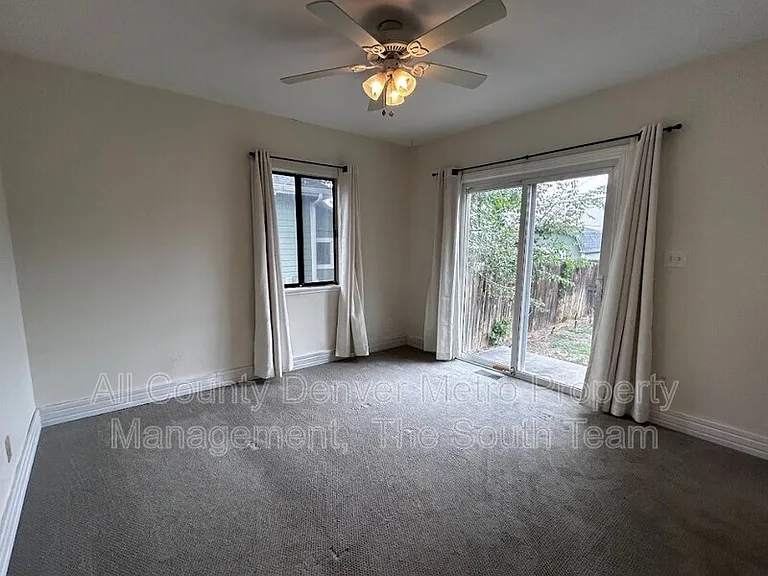 2820 S Acoma St — Photo 9