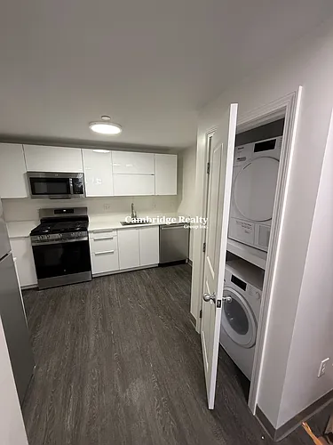 5 Darling St #10T Photo 1