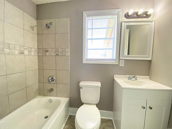 2nd image of 112 Galloway Cir