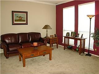 2nd image of 2518 Plumbrook Dr