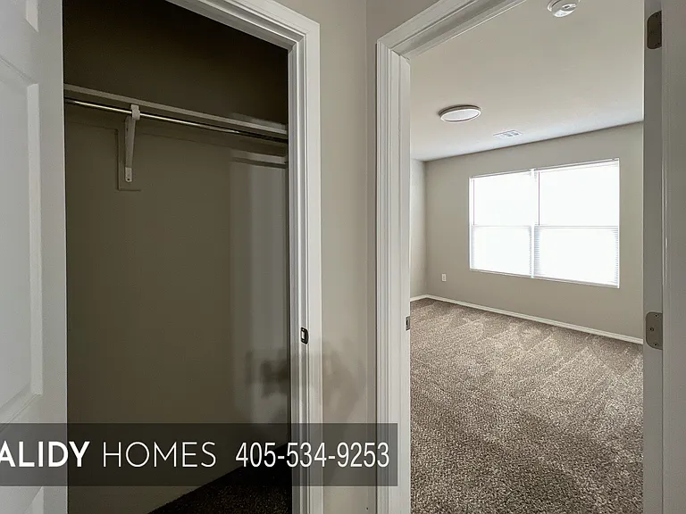 4301 Driftwood Dr — Photo 13
