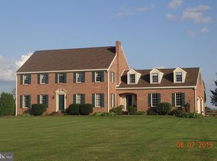 1095 Gayman Rd, Chambersburg, PA 17202