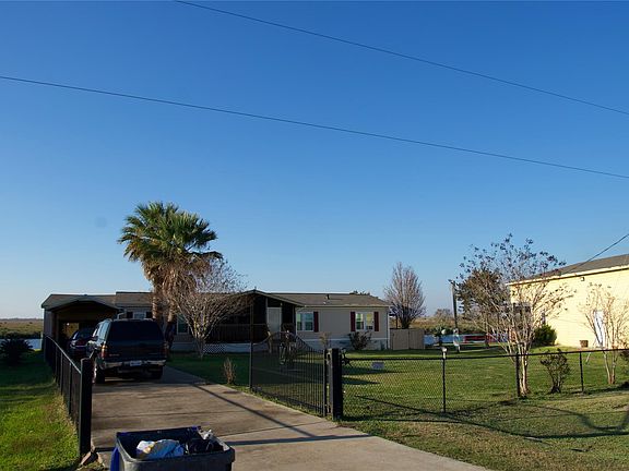 3rd image of 627 Port Rd