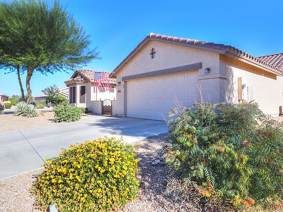 3rd image of 138 S Firerock Ct