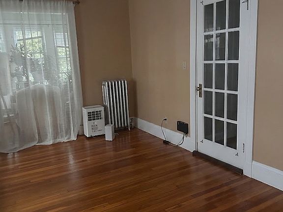 4th image of 56 Gardiner St Floor 2