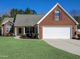 228 Saratoga Ln, New Bern, NC 28562