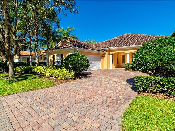2nd image of 12015 Jewel Fish Ln