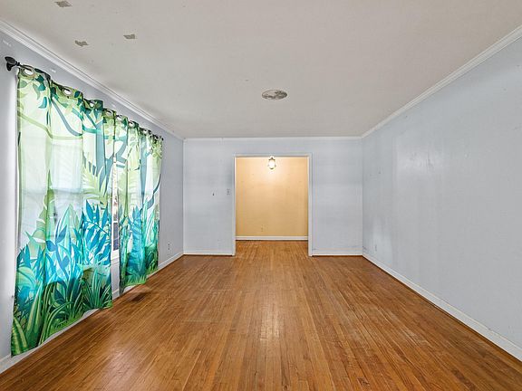 5th image of 500 Duluth St