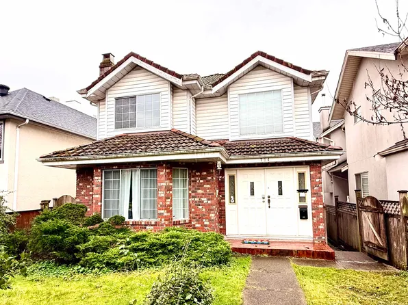 754 W 69th Ave, Vancouver, BC V6P 2W3