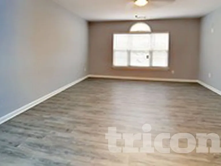 793 Sir Raleigh Dr — Photo 5