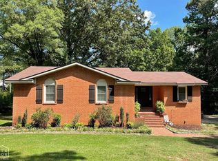 900 Oakland Dr, Jonesboro, AR 72404
