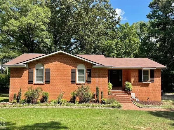 900 Oakland Dr, Jonesboro, AR 72404
