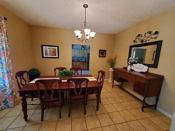 5th image of 438 Township Road 1329