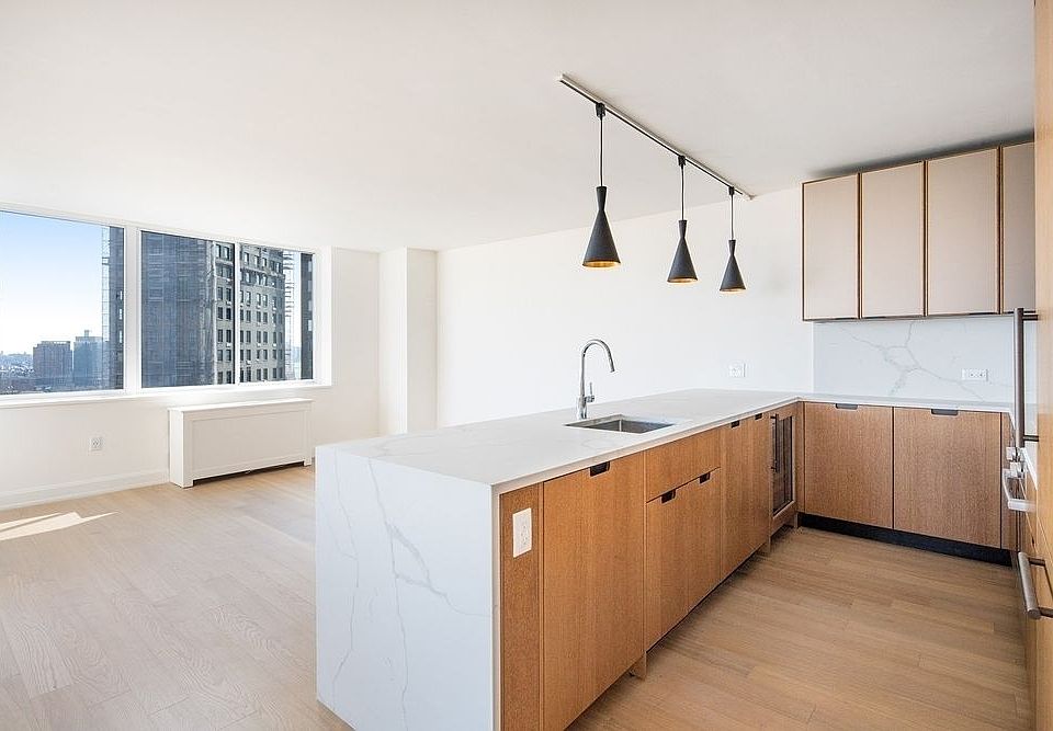 1st image of 420 E 54th St APT 3503
