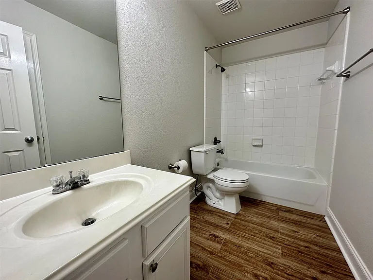 16130 Limestone Lake Dr — Photo 14