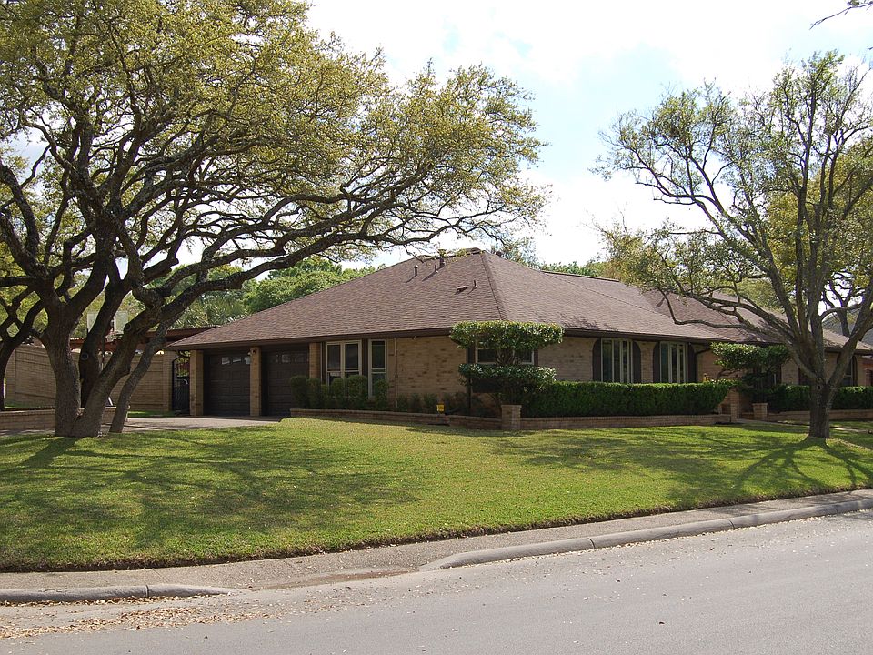 2nd image of 8532 Phoenix Ave