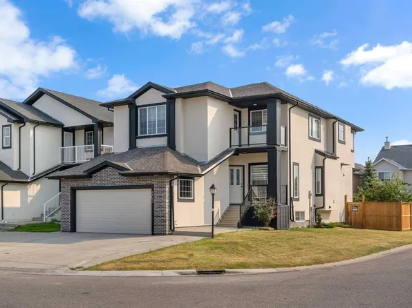 202 N Coral Reef Mnr NE, Calgary, AB T3J 3Y7