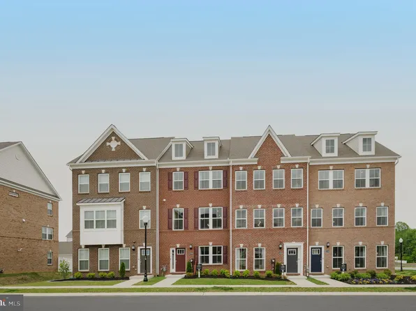 10648 Roundstone Ln, White Plains, MD 20695