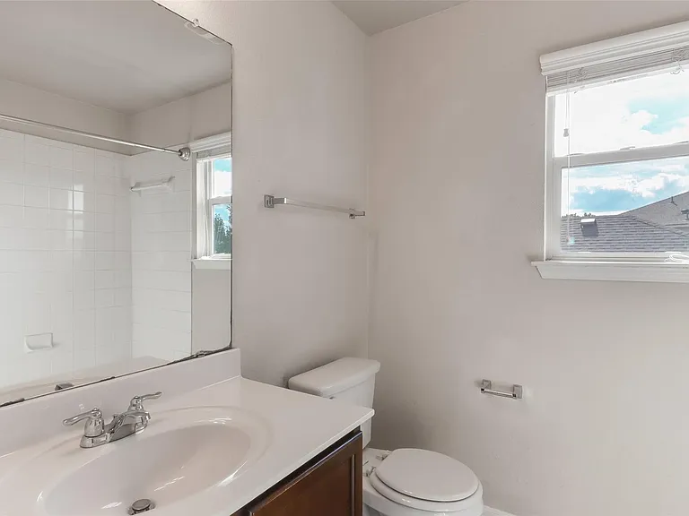 18705 Moreto Loop — Photo 15