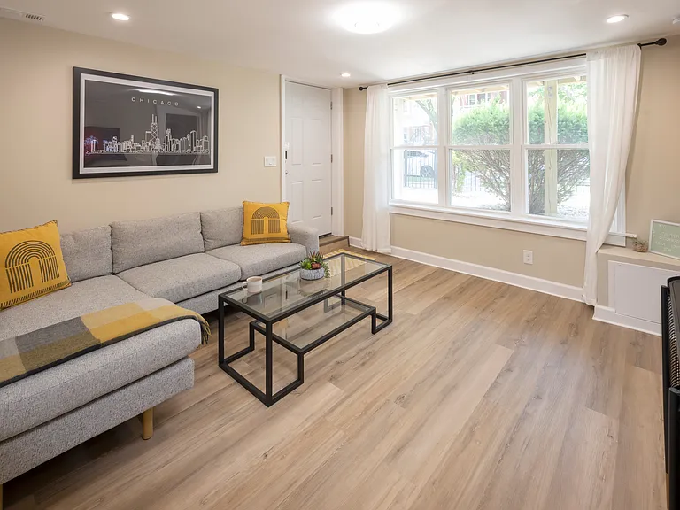 3261 N Central Park Ave #2 — Photo 11