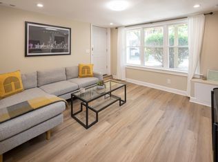 3261 N Central Park Ave #1, Chicago, IL 60618