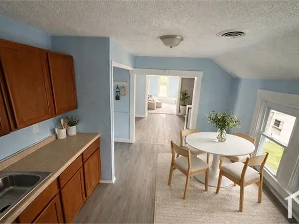 1203 Preston St #2, Rockford, IL 61102