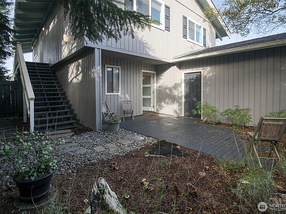 3rd image of 373 Sand Dune Avenue NW
