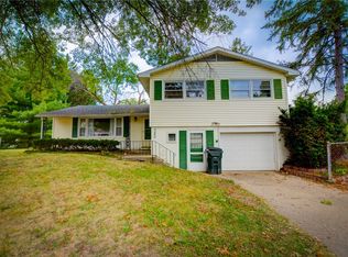 3269 Holly Dr, Decatur, IL 62526