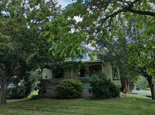 345 Cowpath Rd, Souderton, PA 18964