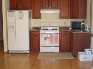 3925 S Warsaw St, Seattle, WA 98118