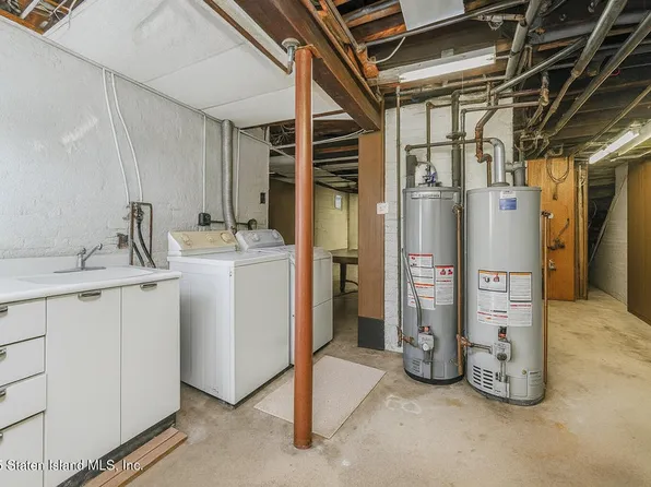 230 Fillmore Street image 31 of 37