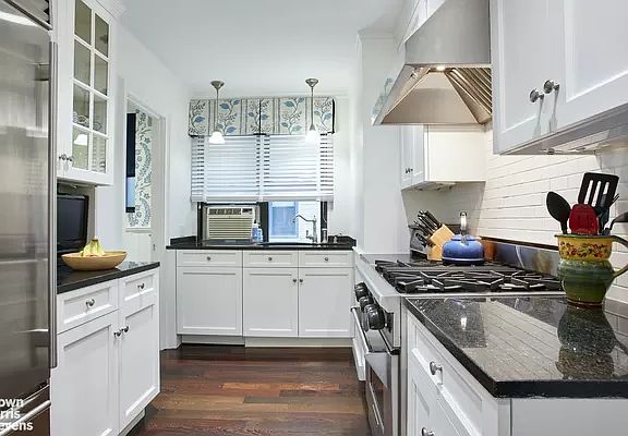 3rd image of 277 W End Ave APT 10E