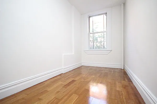 Rented by Compass | media 9