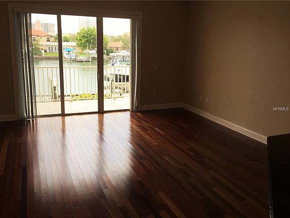 4th image of 181 Brightwater Dr APT 3
