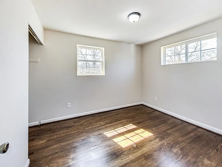 4617 Creek Shore Dr — Photo 15