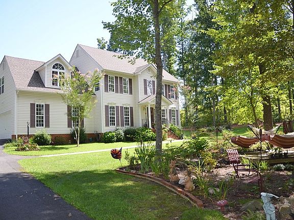 3rd image of 425 Peregrine Pl