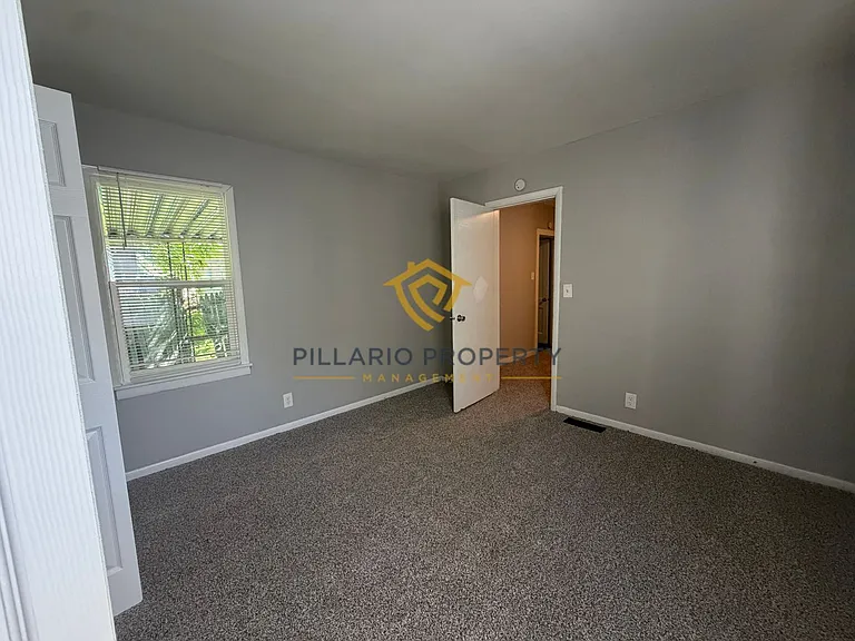 3270 Ralston Ave — Photo 11