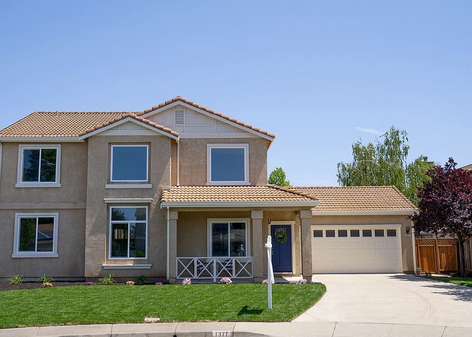 2nd image of 1377 Le Harve Ct