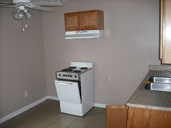 4th image of 238 E 7th Ave