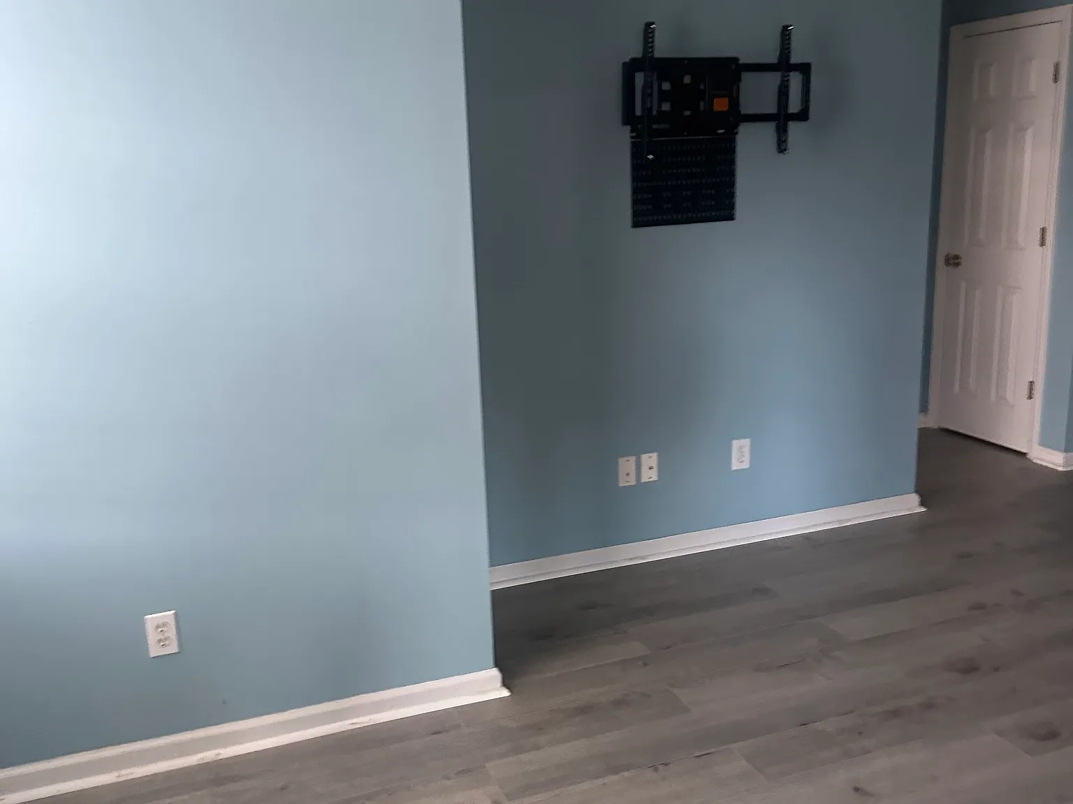 2 bed, 875 sqft, $1,100 — Photo 3