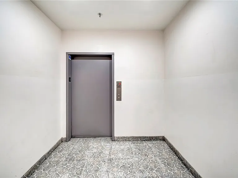 316 S New Hampshire Ave #203 — Photo 14