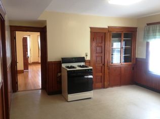 73 Hamilton St, Worcester, MA 01604