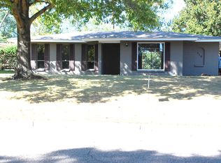 119 Teri Ln, Prattville, AL 36066