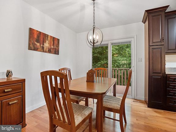 5th image of 21590 Constellation St