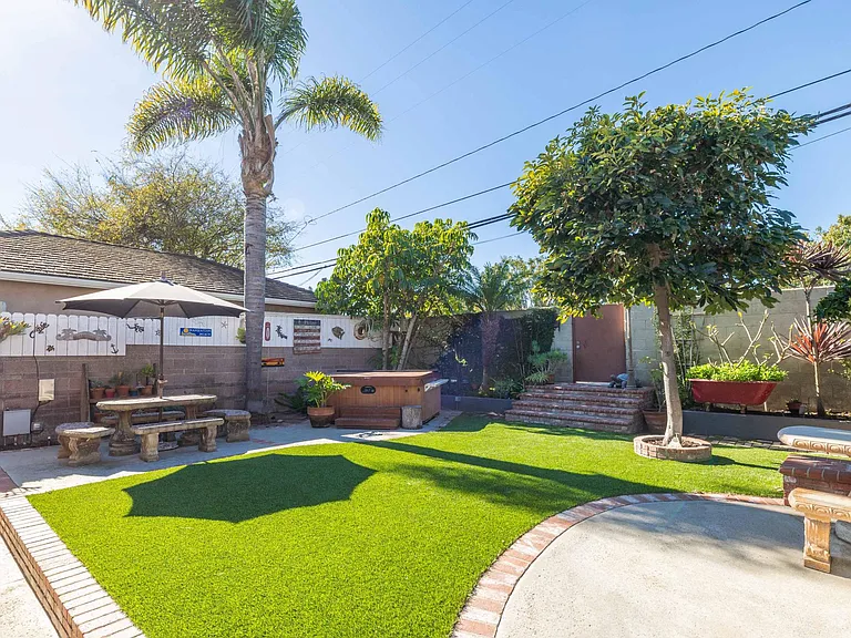 1605 Lynngrove Dr — Photo 37