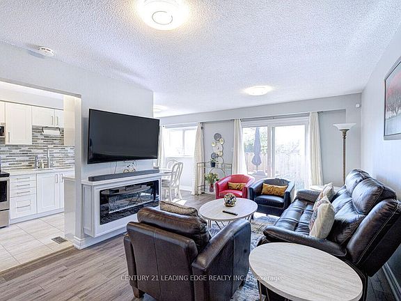 4th image of 1552 Lancaster Dr #56